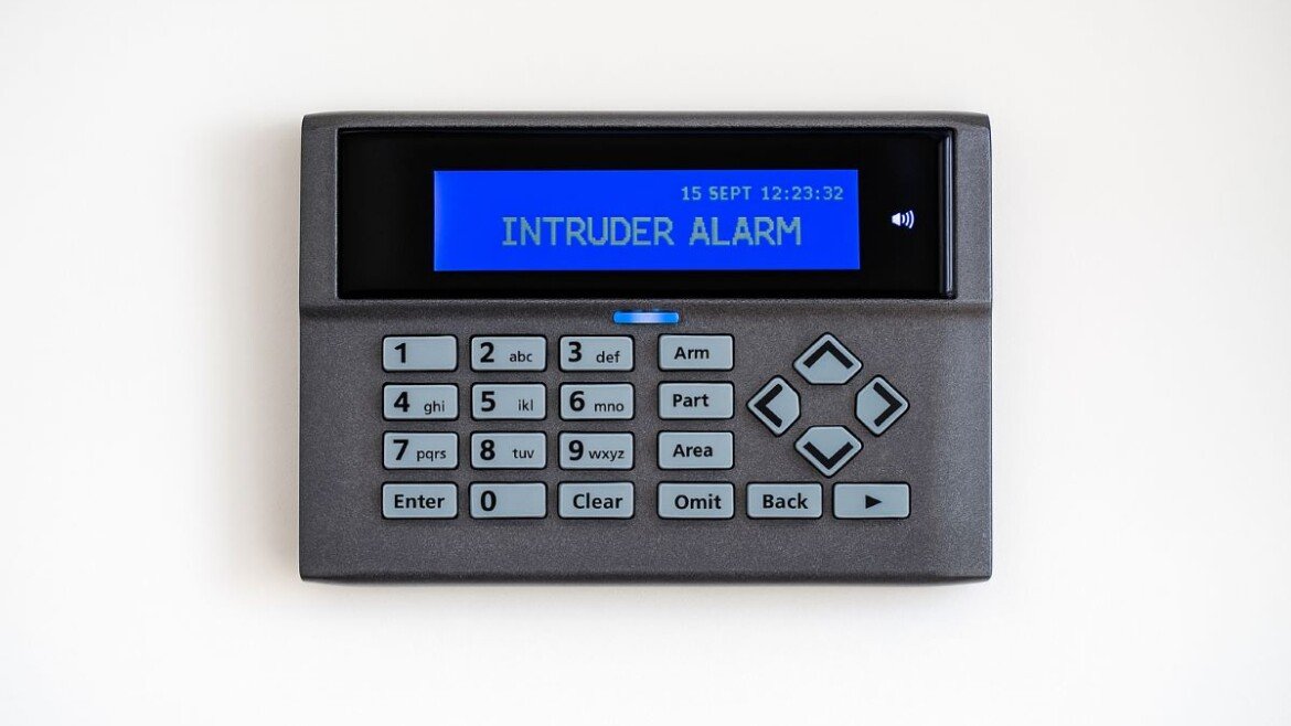 10 Must-Have Features in a Modern Intruder Alarm System